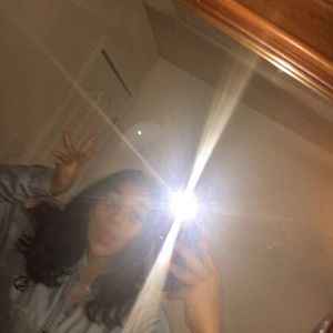 Meet your Posher, Noemi